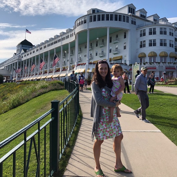 Meet your Posher, Carolyn - Picture 4 of 6